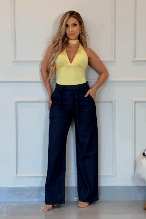 Calça Jeans Feminina Wide Leg em Alfaiataria Jeans
